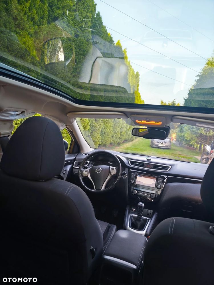 Nissan Qashqai 1.5 dCi N-Connecta - 23