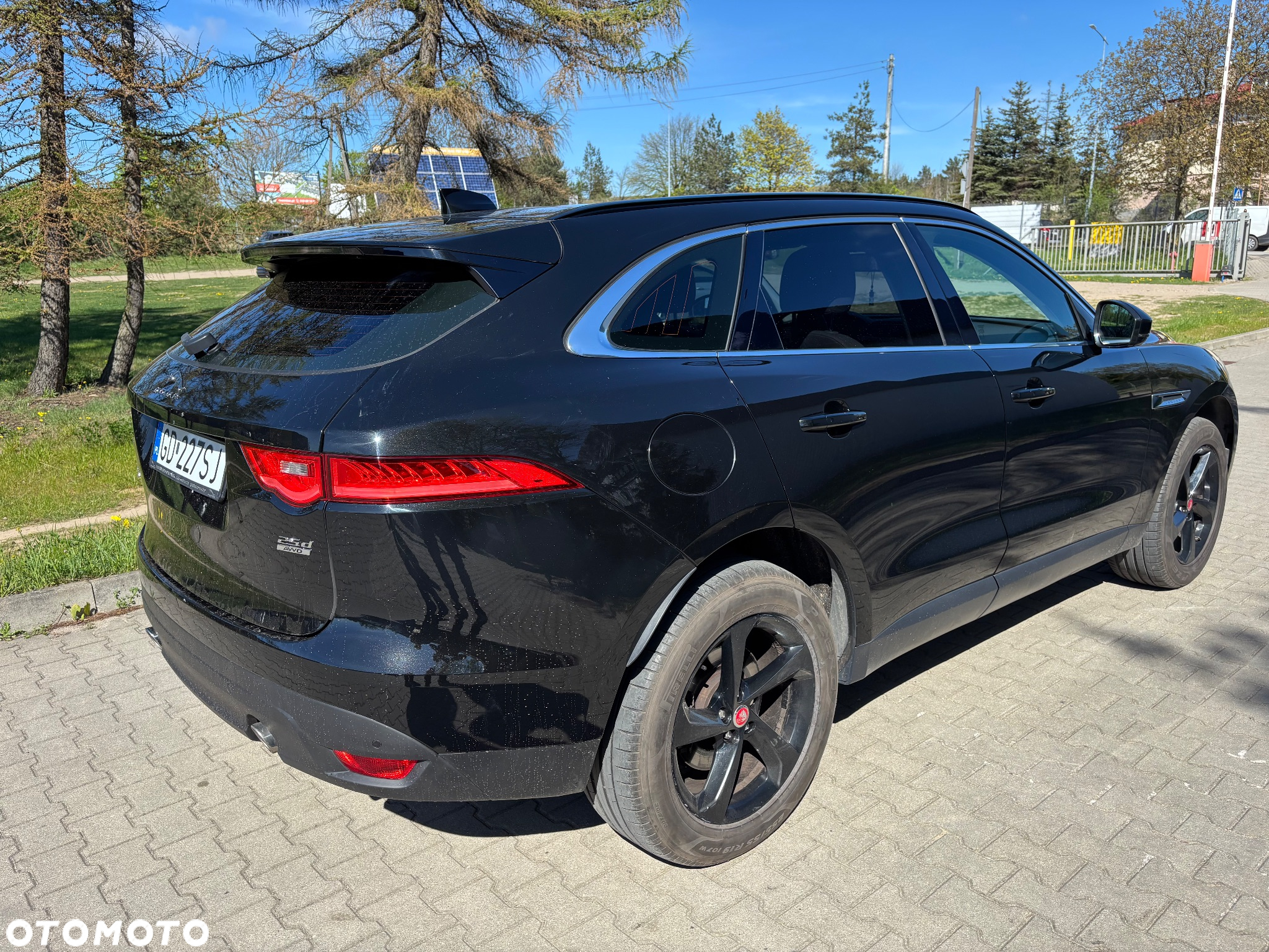 Jaguar E-Pace - 16
