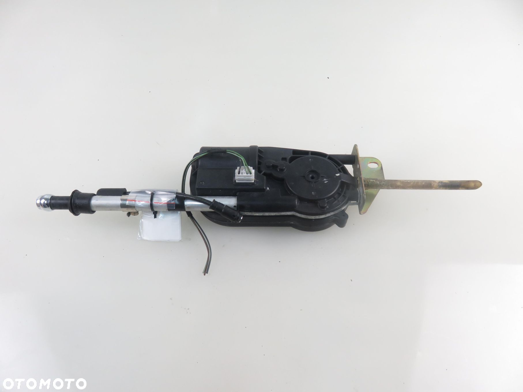 ANTENA JAGUAR XJ (X308) LNA4120AA - 1