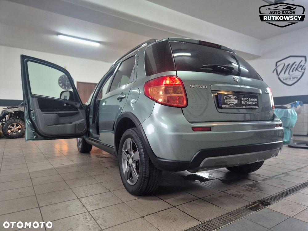 Suzuki SX4 - 11