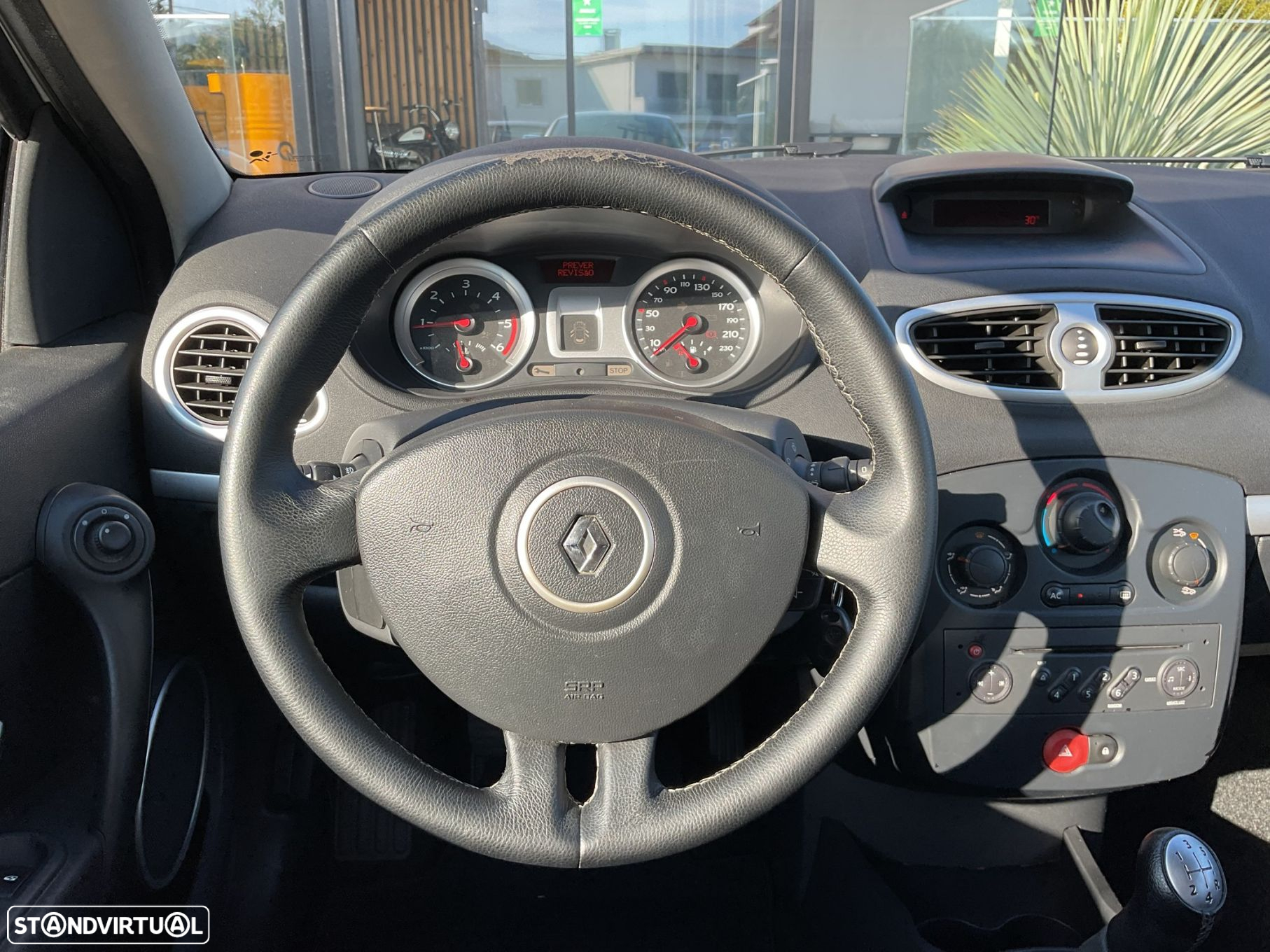 Renault Clio 1.5 dCi Confort - 23
