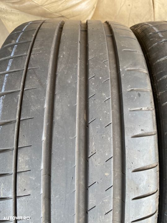 vand 4 anvelope 235/35/20 michelin de vară la 6,5mm - 2