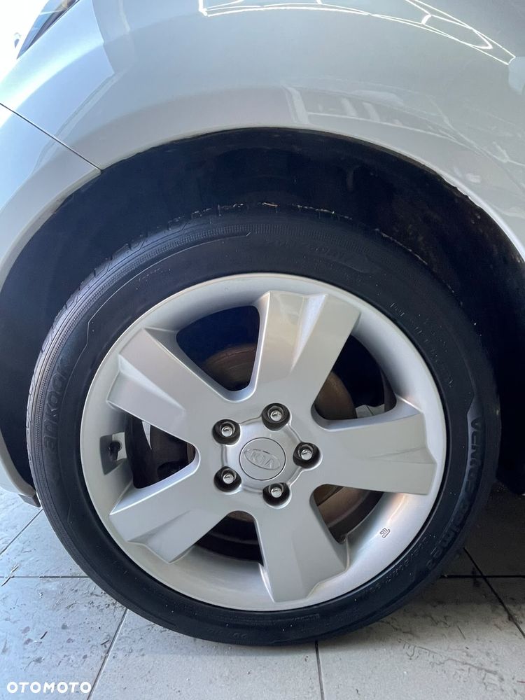 Kia Venga 1.4 CVVT Titanium Collection - 25