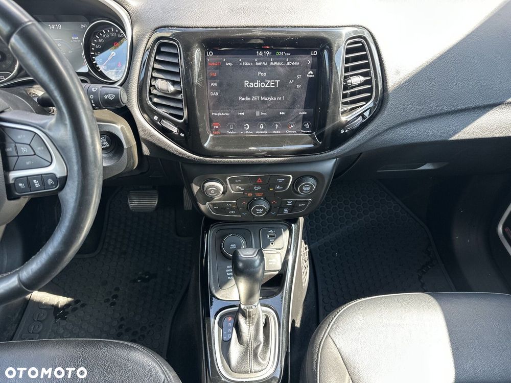 Jeep Compass - 18