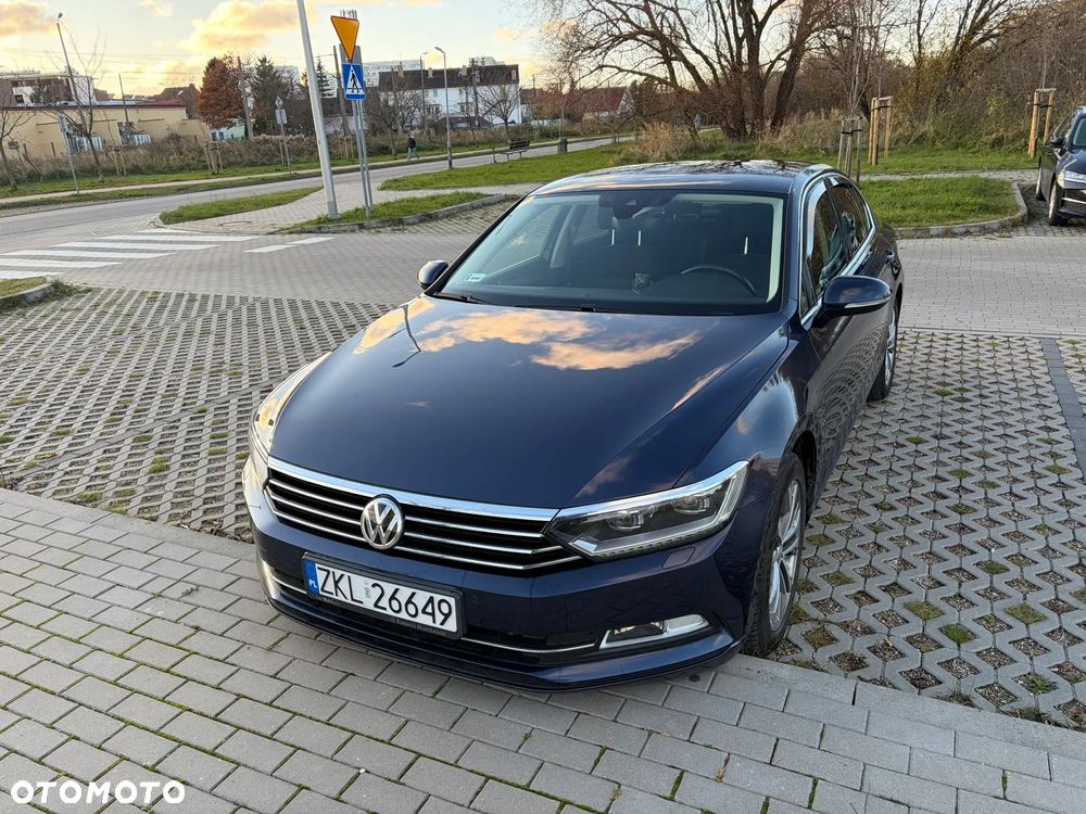 Volkswagen Passat 1.8 TSI BMT Comfortline - 1