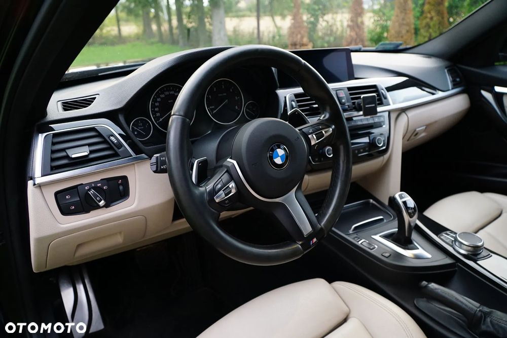 BMW Seria 3 320d xDrive M Sport Sport - 9