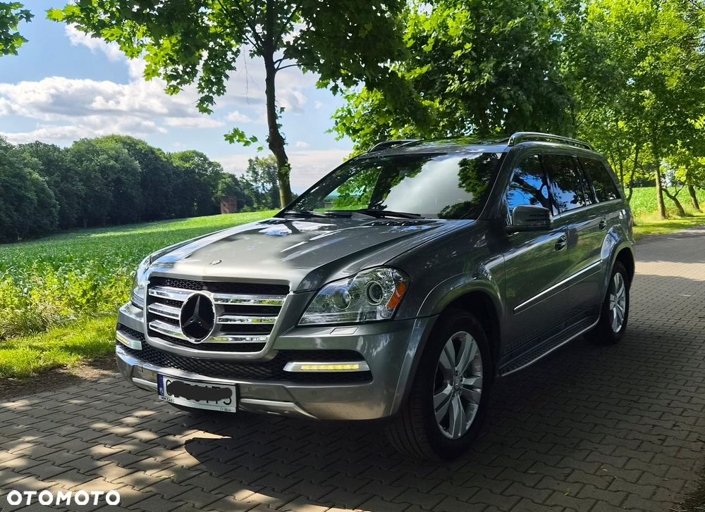 Mercedes-Benz GL - 17