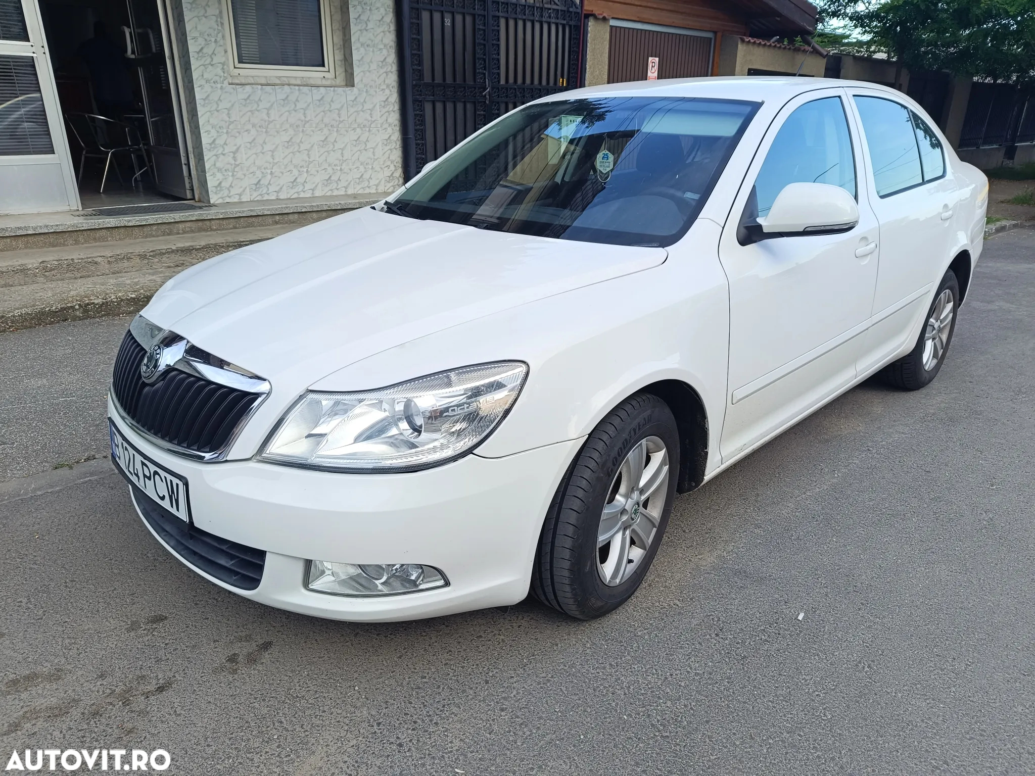 Skoda Octavia 1.6 TDI DPF Elegance Green tec - 2