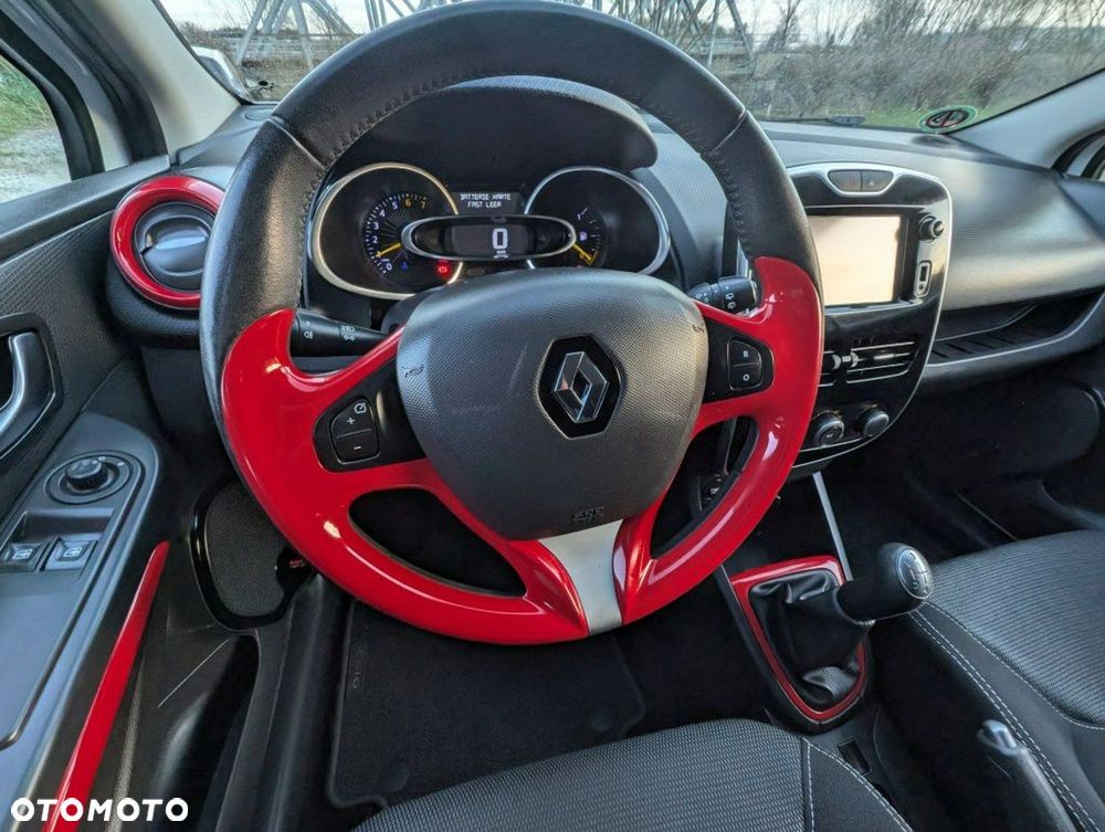 Renault Clio - 14