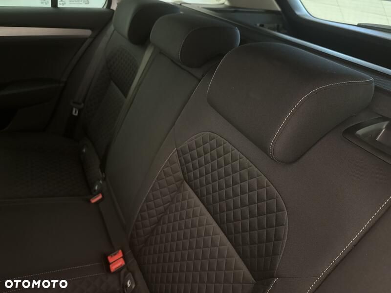Skoda Superb 2.0 TDI SCR Ambition - 20