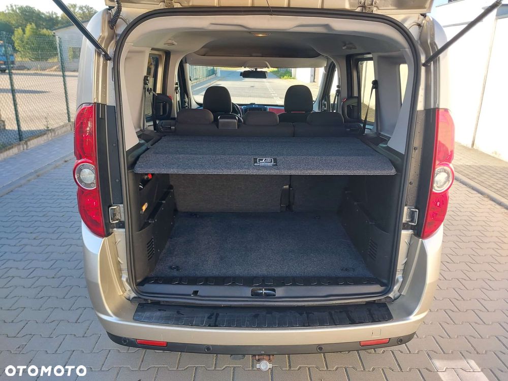 Fiat Doblo 1.4 T-Jet 16V Easy - 19