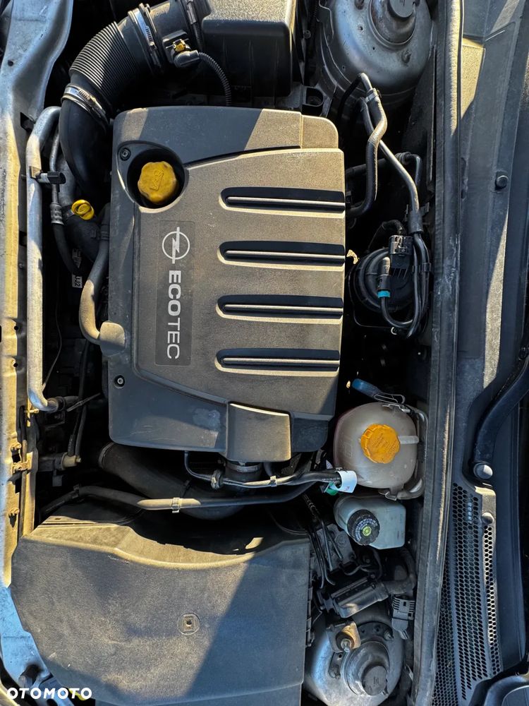 Opel Vectra 1.9 CDTI - 9