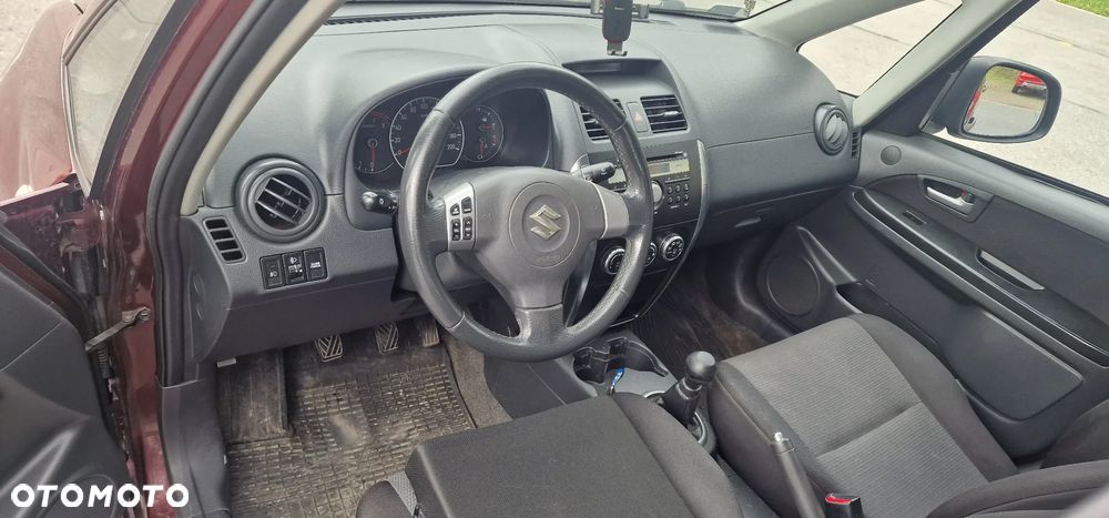 Suzuki SX4 1.6 GLX / Comfort - 8