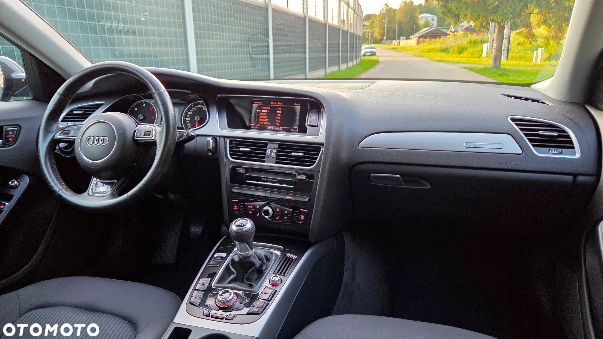 Audi A4 Avant 2.0 TDI quattro - 22