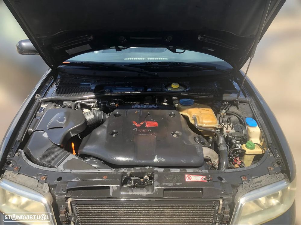 Audi (B5) A4 Avant 2.5 TDI de 2000 para peças - 5