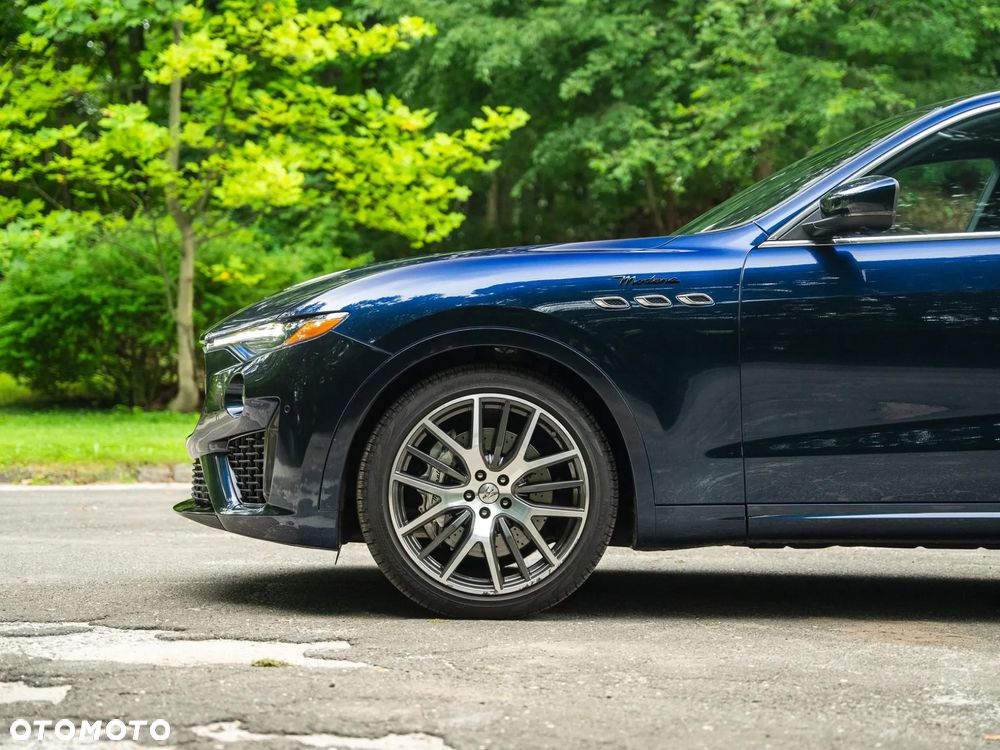 Maserati Levante - 18