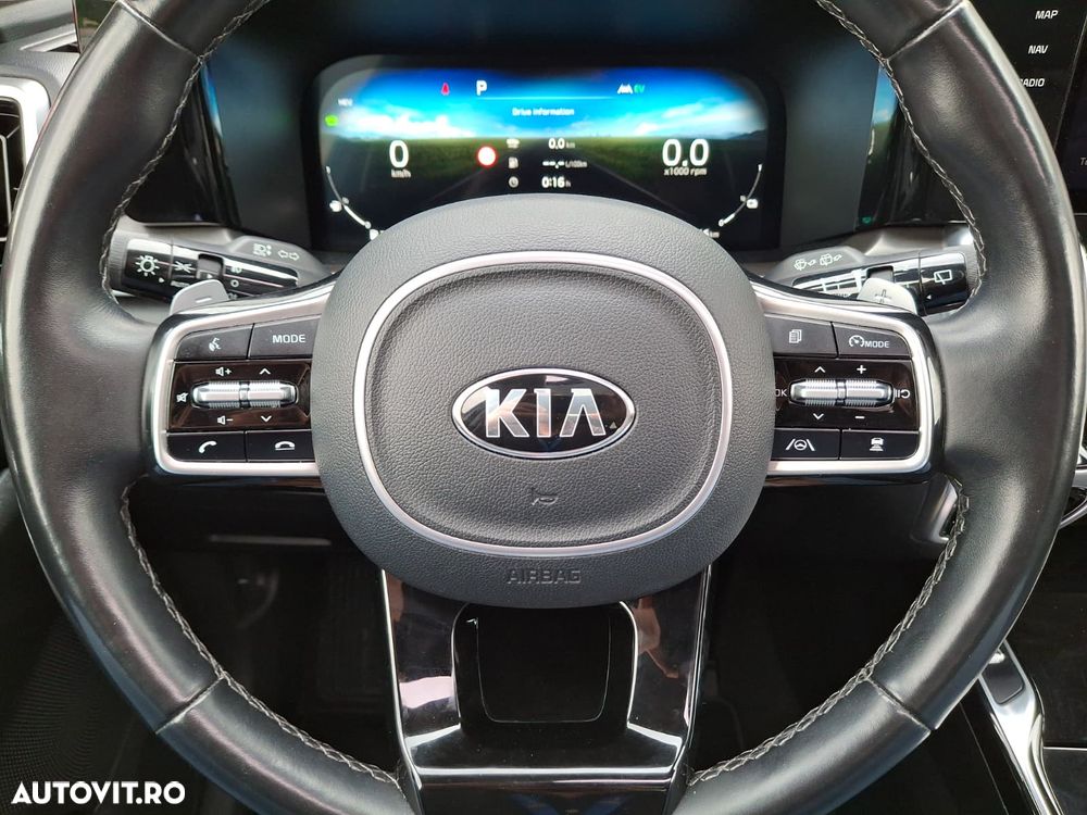 Kia Sorento - 31