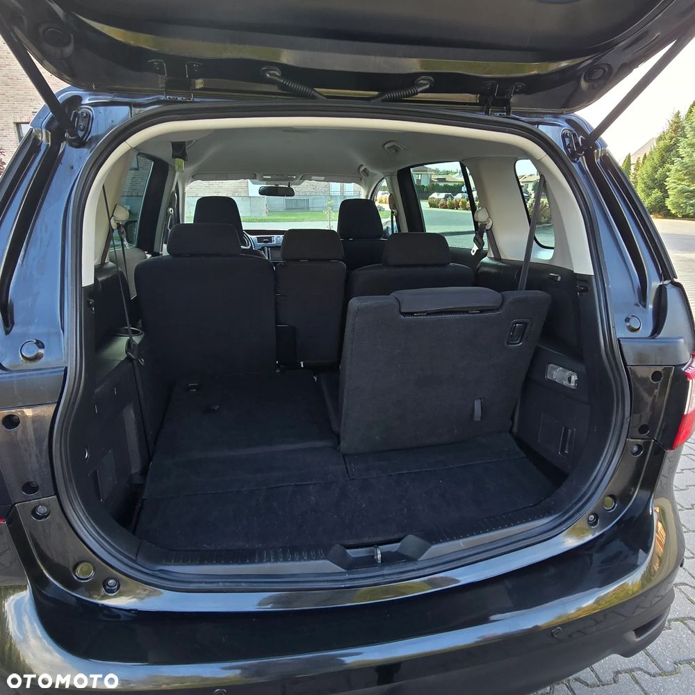 Mazda 5 1.6 CD Navi + - 28