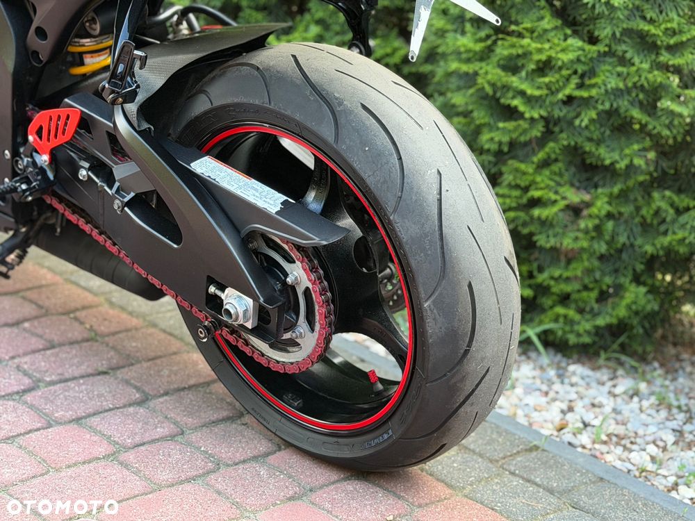 Suzuki GSX-R - 21