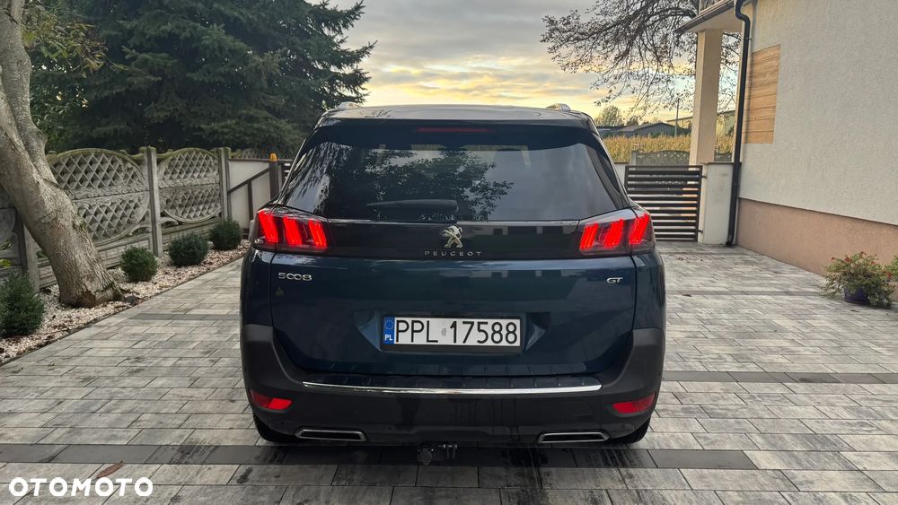 Peugeot 5008 - 10