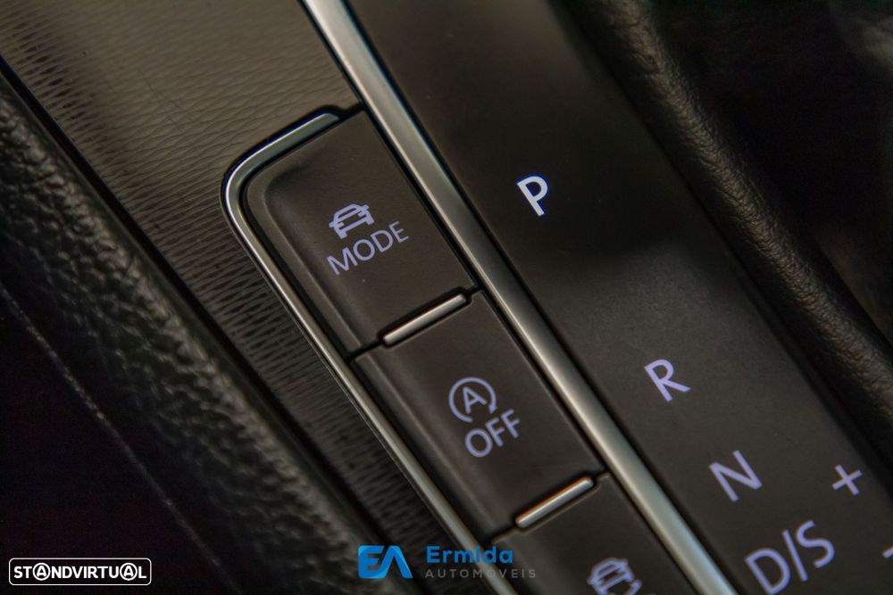 VW Golf 2.0 TDI GTD DSG - 50