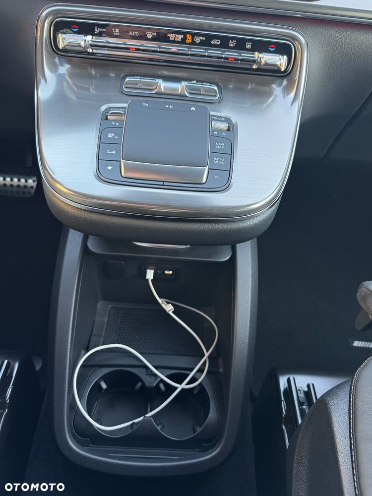 Mercedes-Benz Klasa V 300 d 4-Matic 9G-Tronic Exclusive (ekstra d³) - 25