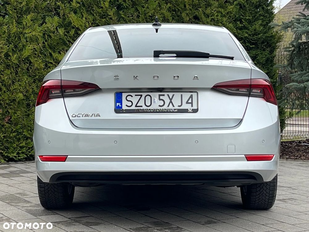 Skoda Octavia 1.5 TSI ACT Ambition - 11