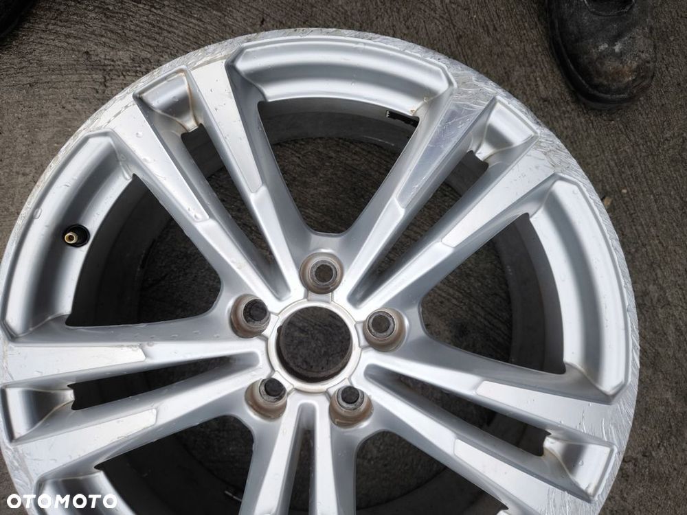 FELGA ALUMINIOWA AUDI A3 S3 8V VW SEAT 7.5J R18 ET51 8V0601025BL Z*4* - 7