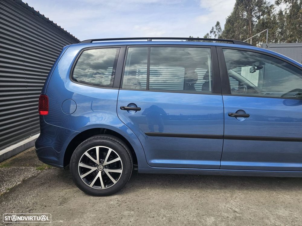 VW Touran 1.6 TDI Blue.Trendline 7L - 8