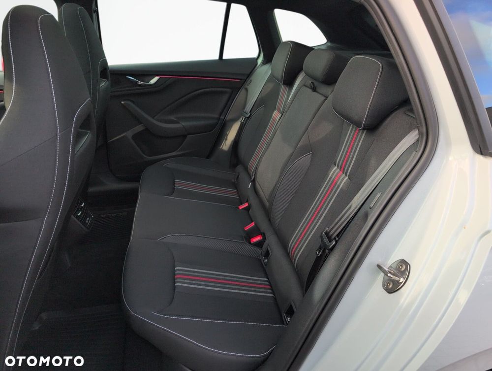 Skoda Scala 1.0 TSI Monte Carlo DSG - 11