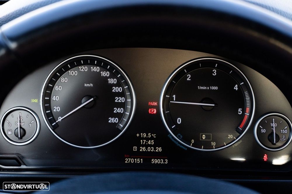 BMW 520 d Line Luxury - 15