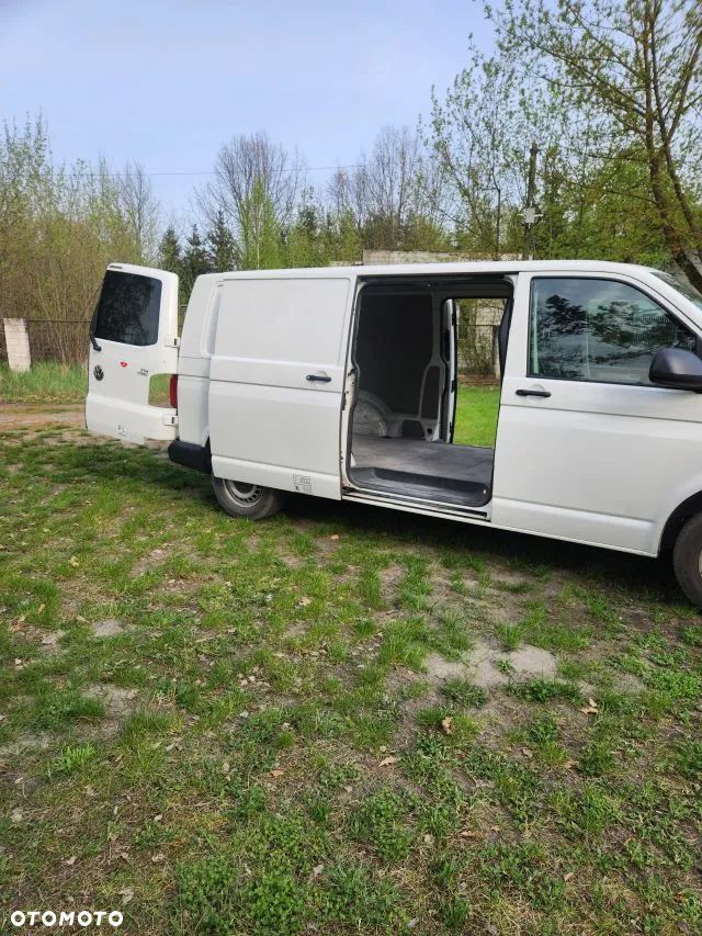 Volkswagen Transporter T6 - 6