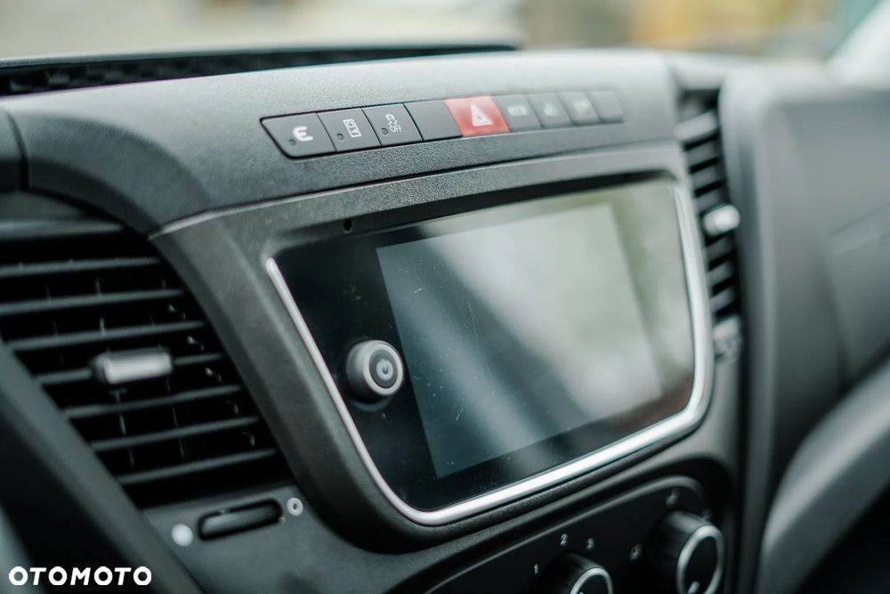 Iveco 35S16H3.0 V 3.0 Diesel 160 KM MT6 Skrzynia otwarta GSC Zabudowy! - 33