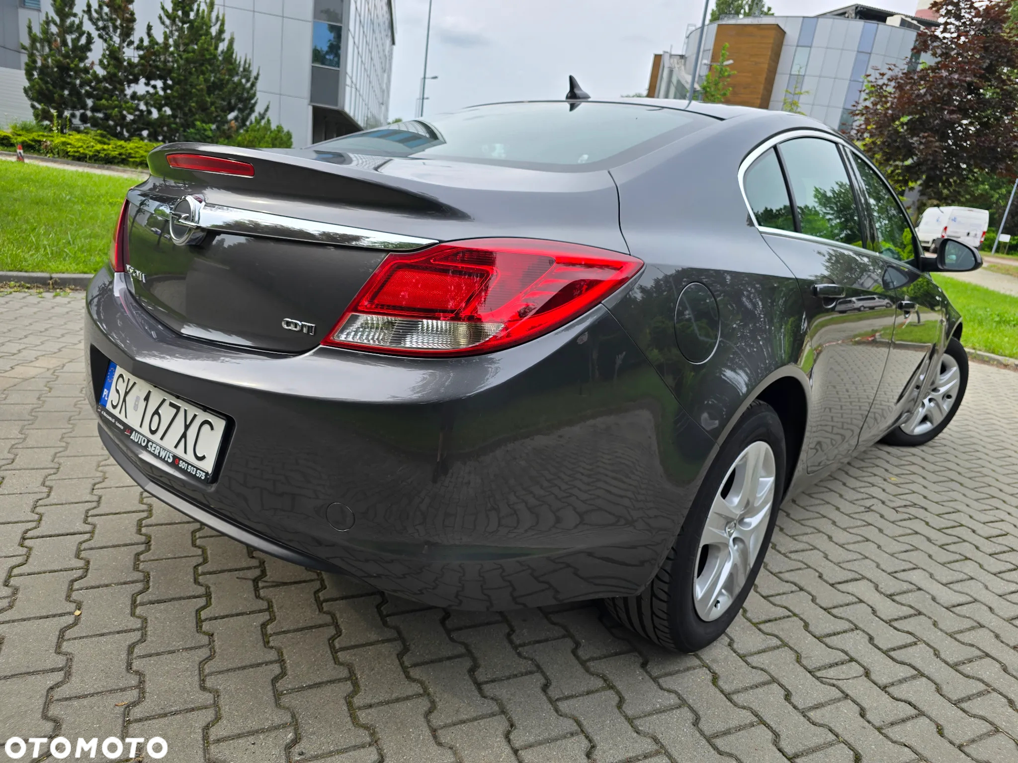 Opel Insignia 2.0 CDTI - 11