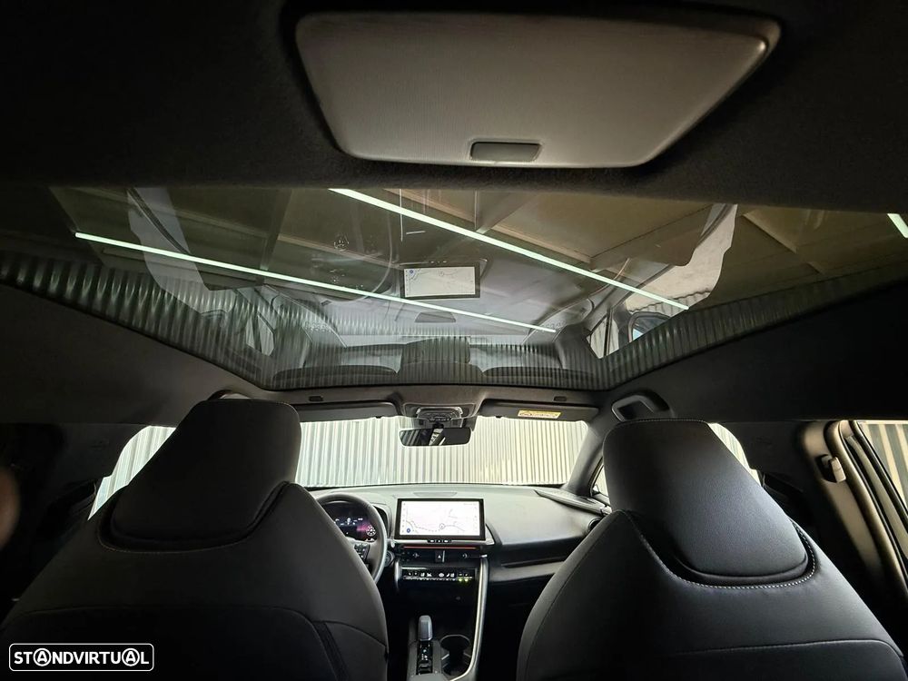 Toyota C-HR 1.8 Hybrid Lounge - 24