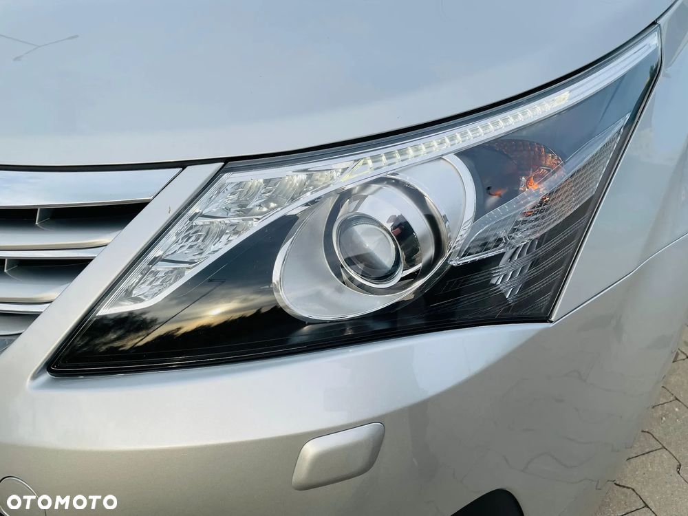 Toyota Avensis 1.8 Multidrive S Executive - 6