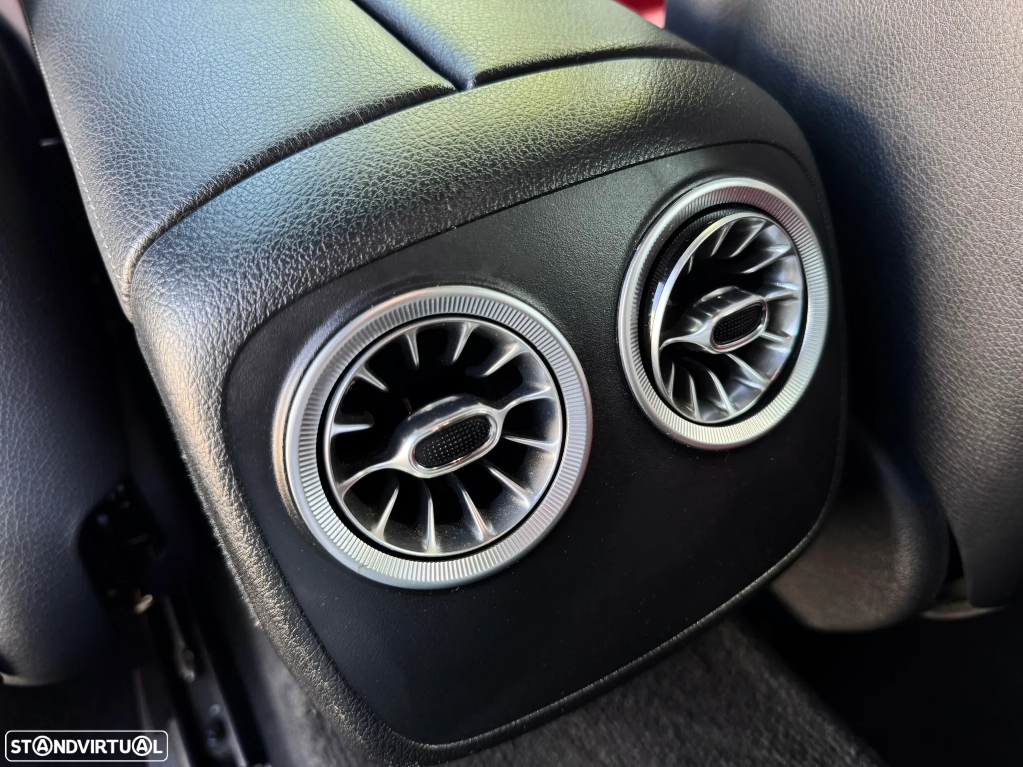 Mercedes-Benz E 450 4-Matic AMG Line - 27