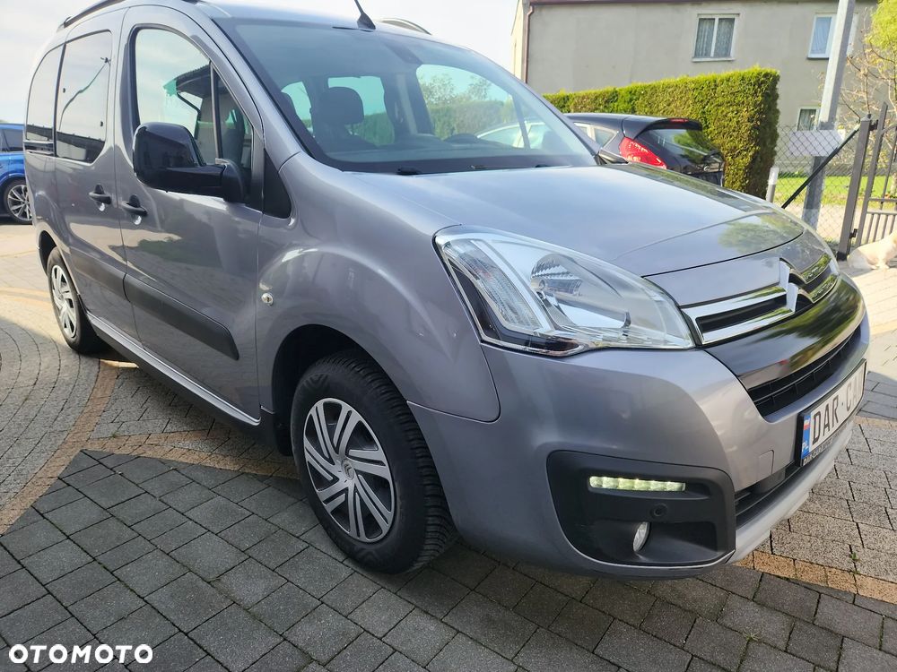 Citroën Berlingo Multispace BlueHDi 120 S&S SHINE - 13