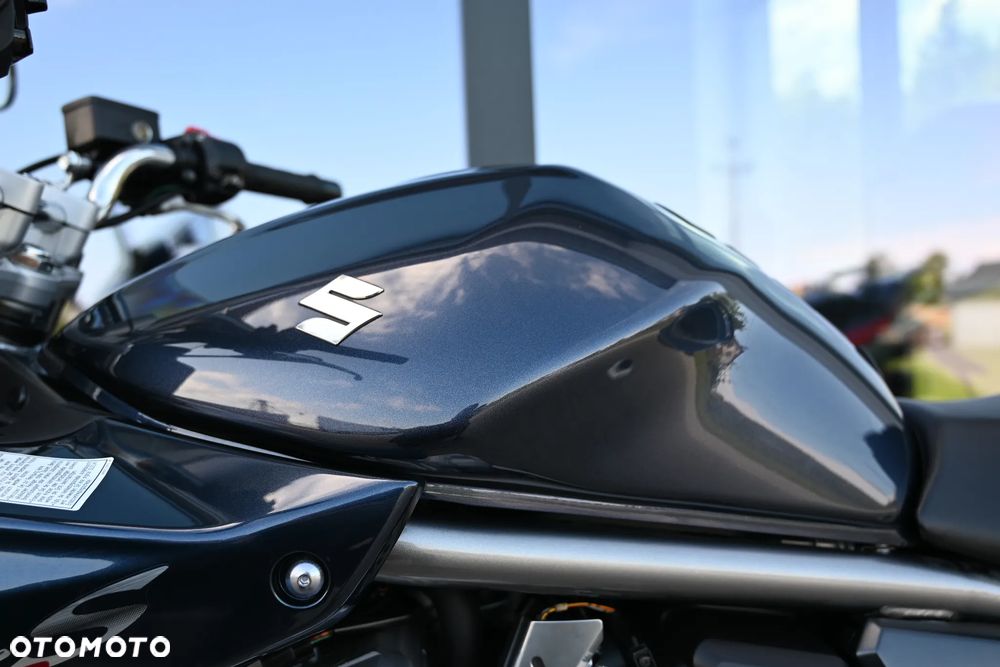 Suzuki Bandit - 32