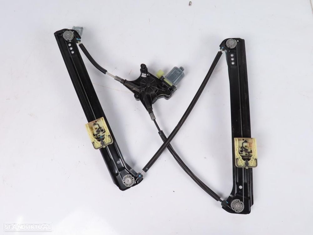 Elevador da Porta com Motor Direito/Frente Usado / Original SEAT ATECA (KH7 , KH... - 1