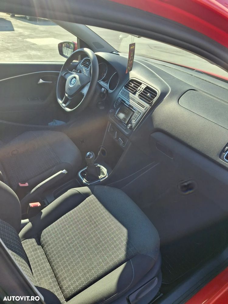 Volkswagen Polo 1.2 TSI Comfortline - 5