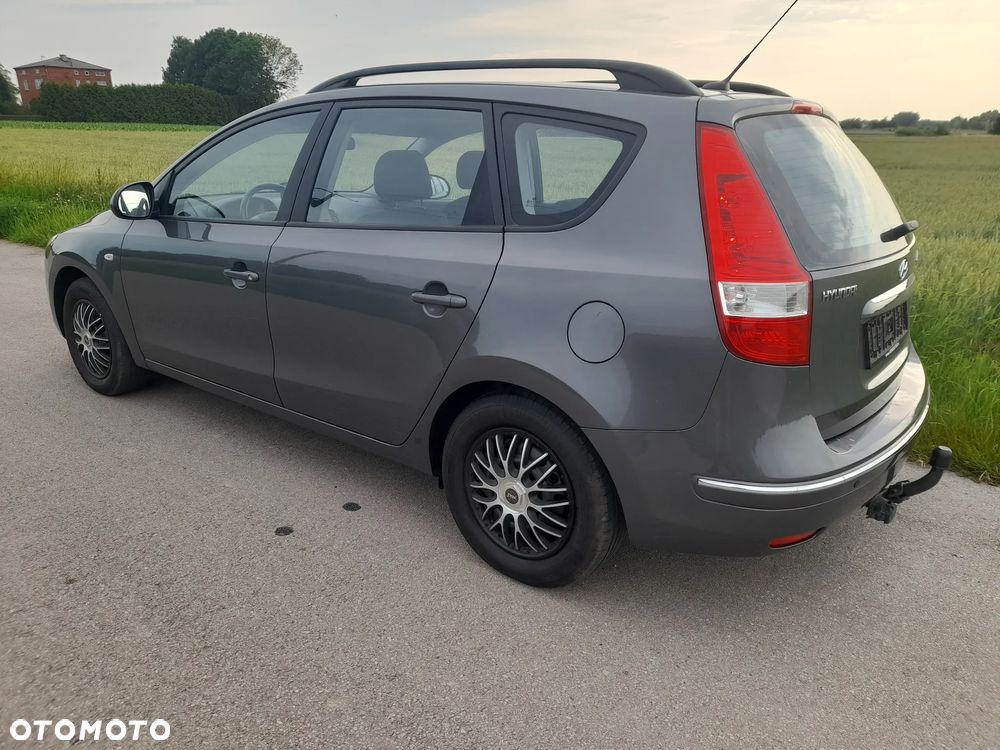 Hyundai i30 1.6 Premium - 10