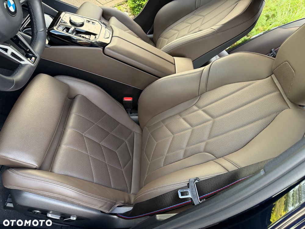 BMW Seria 5 520d xDrive mHEV M Sport - 11