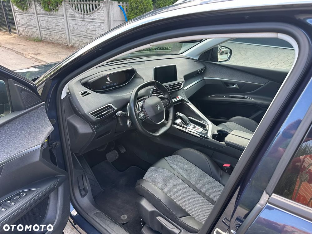 Peugeot 5008 1.6 PureTech Allure S&S EAT8 - 9