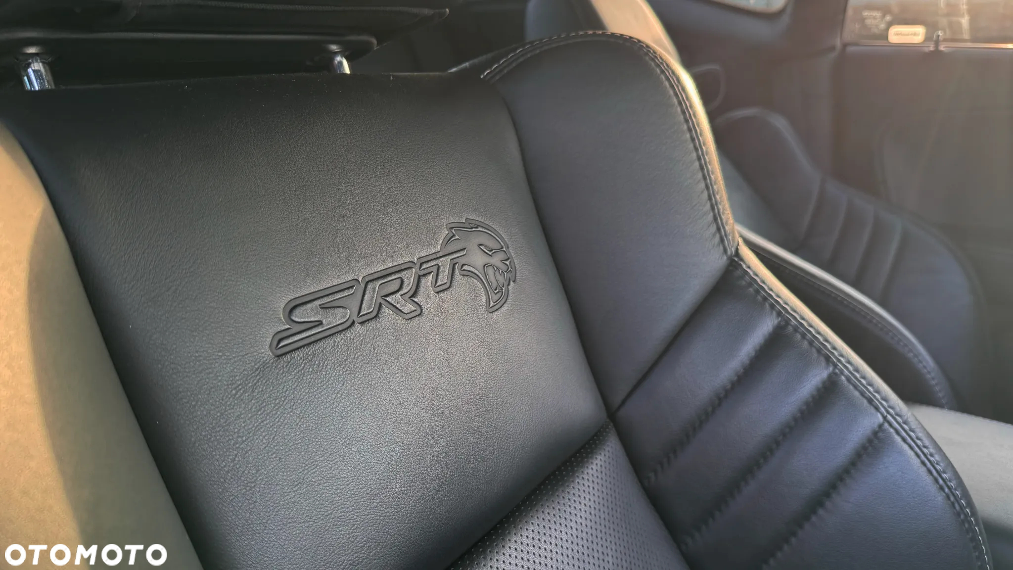 Dodge Challenger 6.2 Hellcat - 21