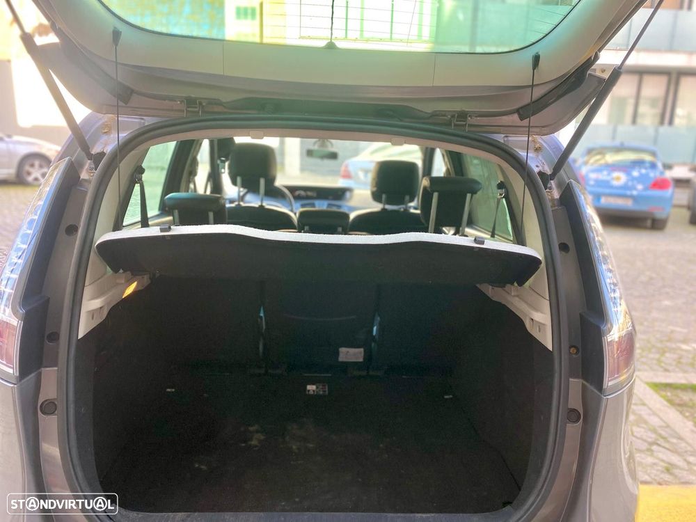 Renault Scénic 1.5 dCi Exclusive SS - 29