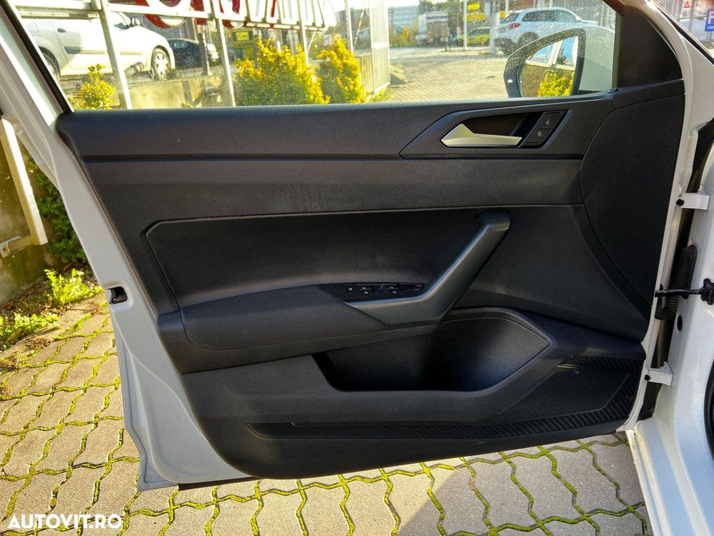 Volkswagen Polo 1.0 Trendline - 31