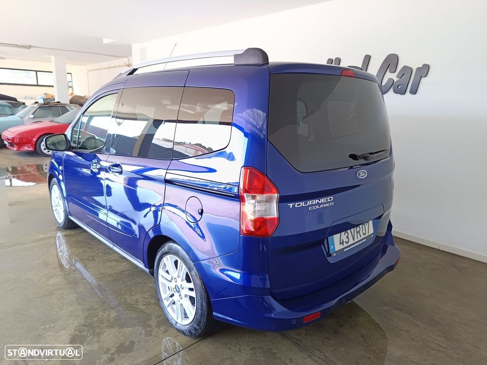 Ford Tourneo Courier 1.0 EcoBoost Titanium - 6