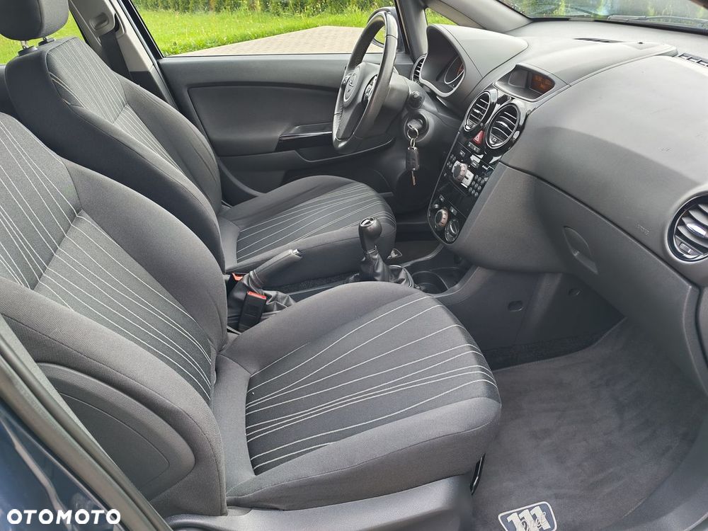 Opel Corsa - 21