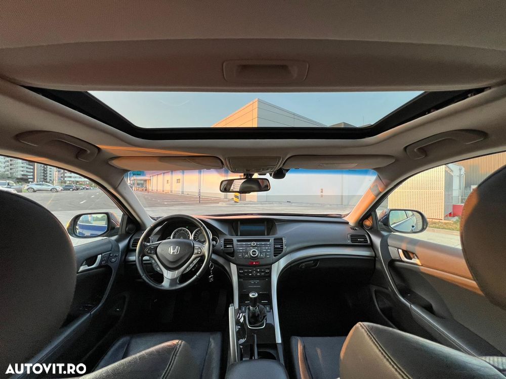 Honda Accord 2.4i Executive - 12